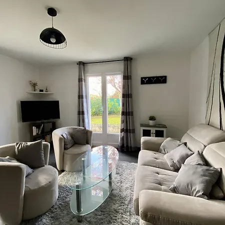 Apartment Calme A Avec Jardin Et Wi-fi, 4 Couchages - Fr-1-495-144